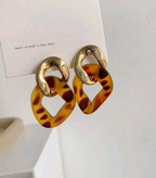 گوشواره ترند پاییزی قهوه ای