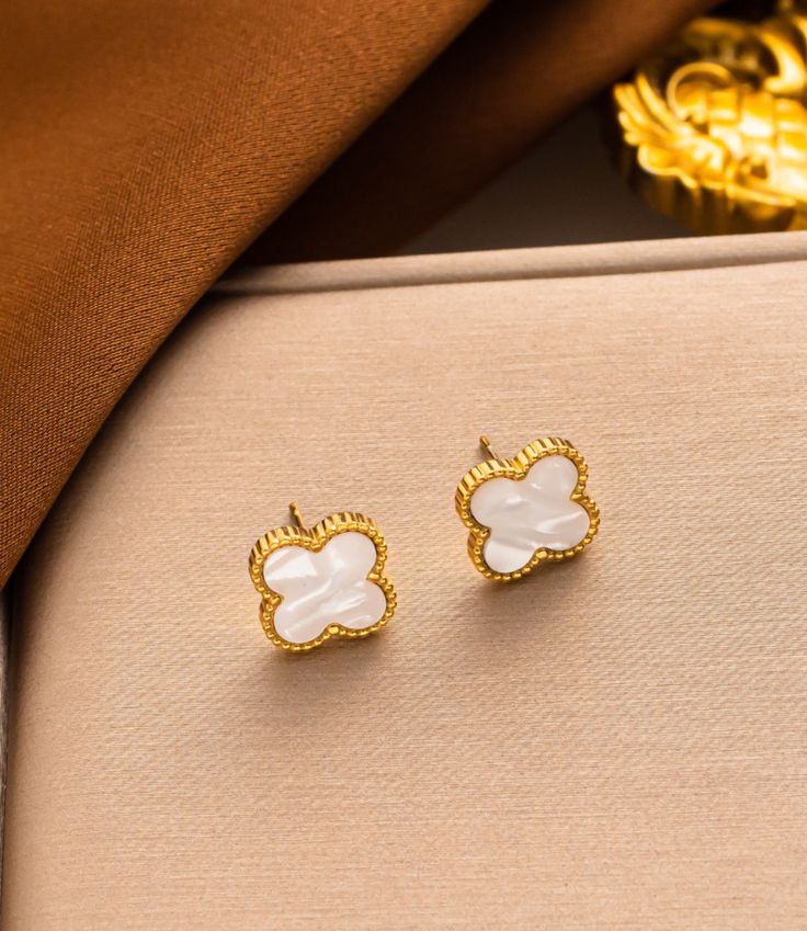 گوشواره ونکلیف