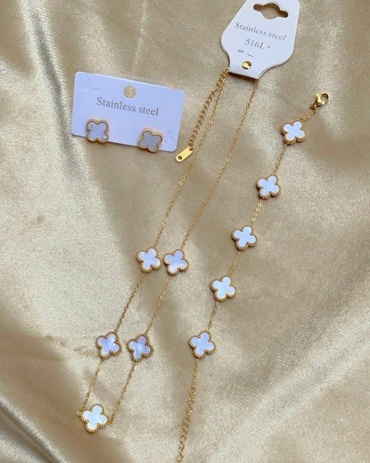 گردنبند ونکلیف